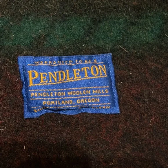 Wool Pendleton blanket vintage retired print reversible .#yellowstone